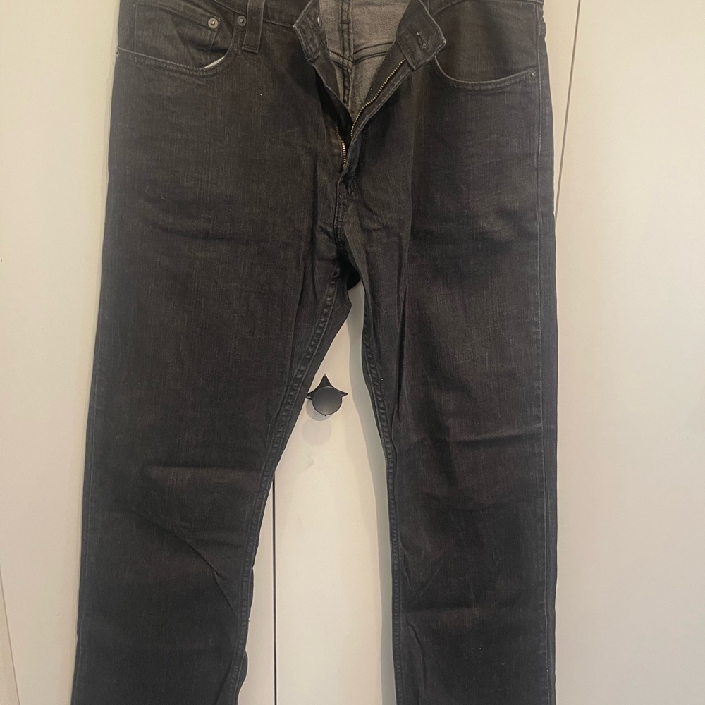 Black Straight Jeans for Effortless Style